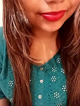 Miss Rose   online show from 11/30/25, 10:05