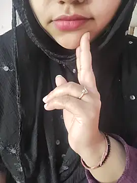 Miss Rose   online show from 02/01/26, 07:06