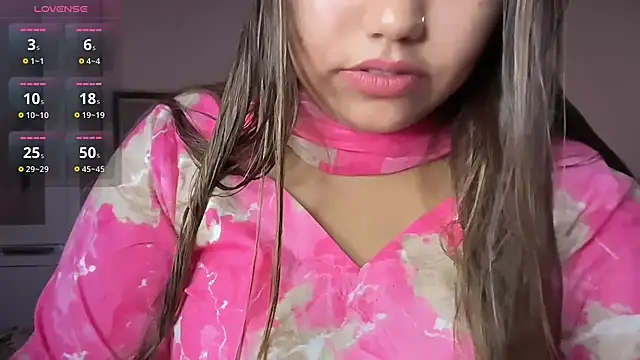Snapshot of Miss_Rose__ chatting on 07/12/26, 06:25 Miss Rose online show from 07/12/26, 06:25