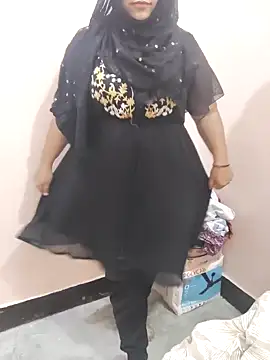 Miss Rose   online show from 11/26/25, 07:03