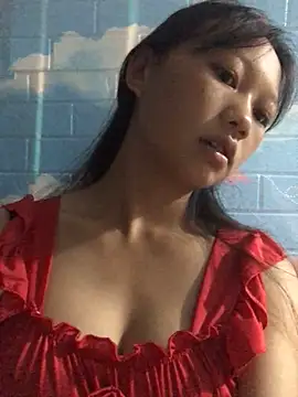 Snapshot of khatvong chatting on 09/29/25, 09:16 khatvong online show from 09/29/25, 09:16