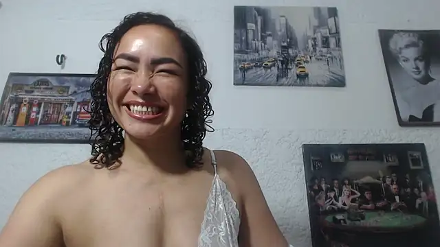 venus lov9 online show from 10/10/25, 10:27