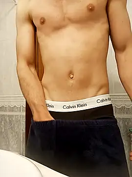 ruiiizz online show from 03/18/26, 03:24