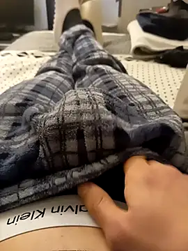 ruiiizz online show from 03/25/26, 04:17