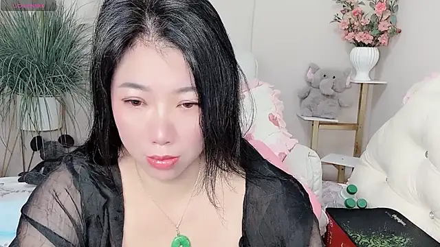 Huanhuan- online show from 02/26/26, 07:30