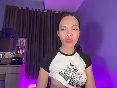 Snapshot of Asian_briee143xx chatting on 10/03/25, 01:45 Asian briee143xx online show from 10/03/25, 01:45