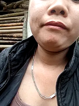 Snapshot of Samyy_xx chatting on 02/05/26, 12:50 Samyy xx online show from 02/05/26, 12:50