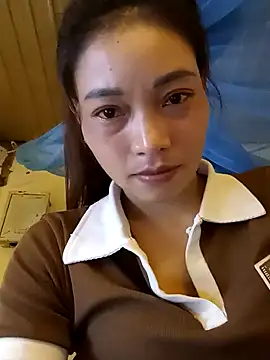 Snapshot of Phiny_xx chatting on 10/12/25, 10:05 Phiny xx online show from 10/12/25, 10:05