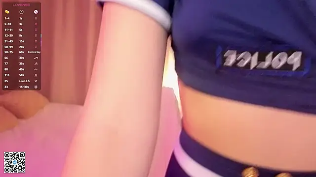 Snapshot of KeilaJeschon chatting on 12/04/25, 04:11 KeilaJeschon online show from 12/04/25, 04:11