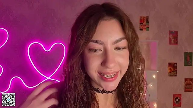 Snapshot of KeilaJeschon chatting on 11/15/25, 04:16 KeilaJeschon online show from 11/15/25, 04:16