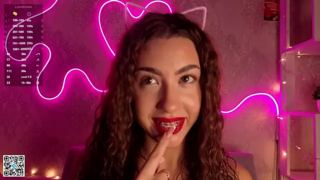 Snapshot of KeilaJeschon chatting on 11/24/25, 04:12 KeilaJeschon online show from 11/24/25, 04:12