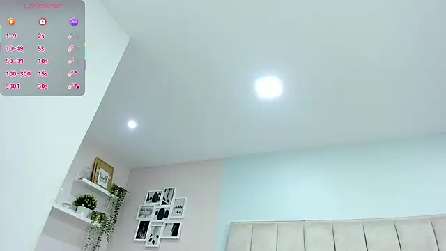 EllaaThorne online show from 11/14/25, 08:18