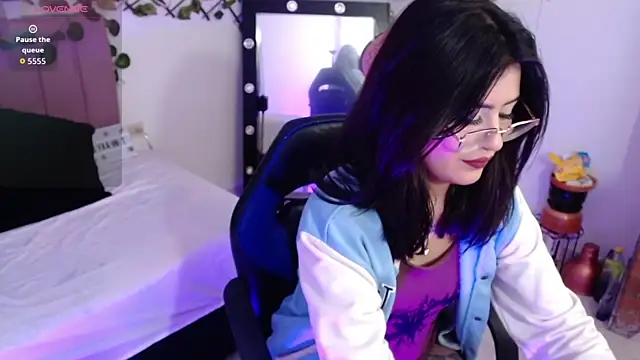 isa bunny18 online show from 11/08/25, 07:50