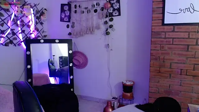 isa bunny18 online show from 10/07/25, 03:18