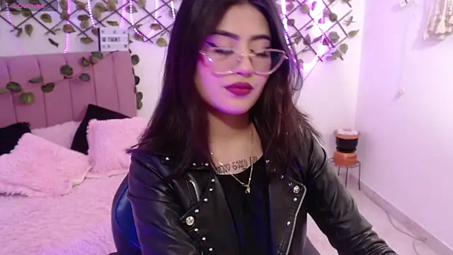 isa bunny18 online show from 11/12/25, 12:15