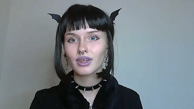 Snapshot of Paradoxy_ chatting on 10/30/25, 06:38 Paradoxy online show from 10/30/25, 06:38