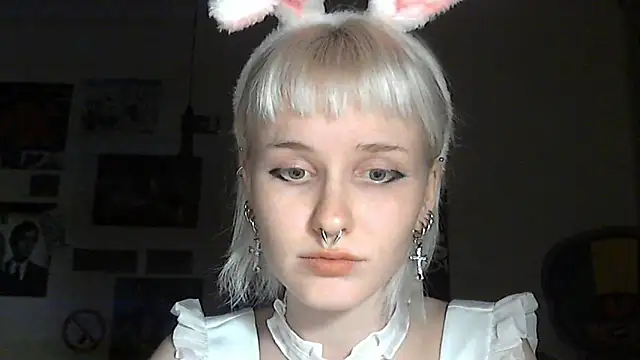 Snapshot of Paradoxy_ chatting on 10/16/25, 09:12 Paradoxy online show from 10/16/25, 09:12