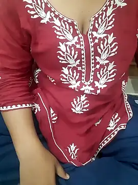 Snapshot of Minakshi_677 chatting on 10/29/25, 05:50 Minakshi 677 online show from 10/29/25, 05:50