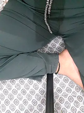 Snapshot of Minakshi_677 chatting on 11/13/25, 05:44 Minakshi 677 online show from 11/13/25, 05:44