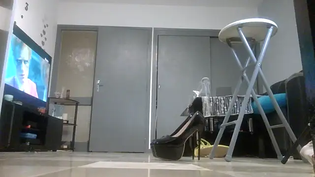 vanessadeesse online show from 04/13/26, 07:18