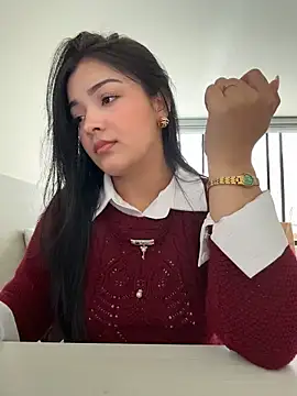 EmmaBlossom online show from 04/13/26, 09:19