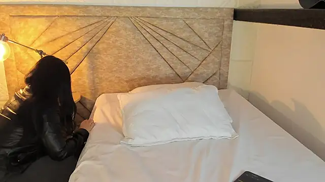 EmmaBlossom online show from 03/27/26, 12:39