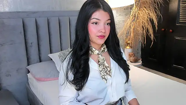 EmmaBlossom online show from 05/21/26, 12:35