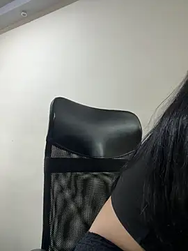 EmmaBlossom online show from 06/15/26, 11:54