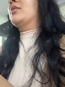 EmmaBlossom online show from 06/16/26, 12:38