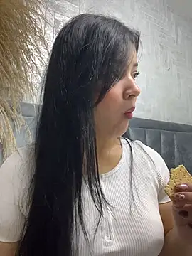 EmmaBlossom online show from 02/18/26, 01:18