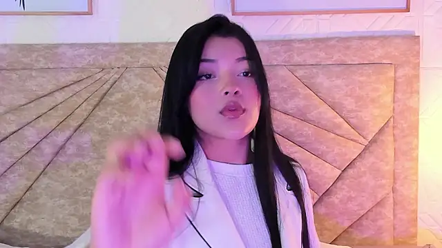 EmmaBlossom online show from 02/01/26, 12:36