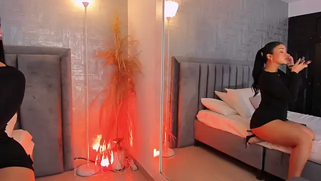 EmmaBlossom online show from 04/09/26, 12:44