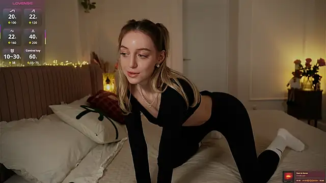 SophieBelll online show from 12/21/25, 11:45