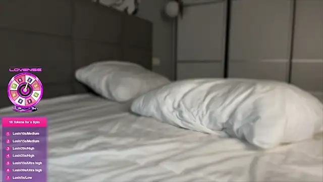 wildkkitten online show from 05/14/26, 07:22