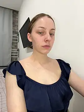 Im Regina online show from 12/18/25, 04:00