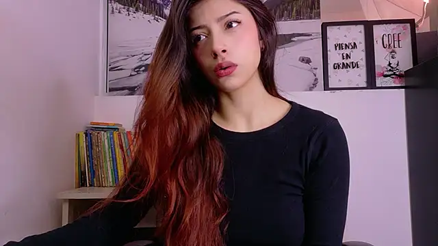 Adrianna5  online show from 04/26/26, 09:39