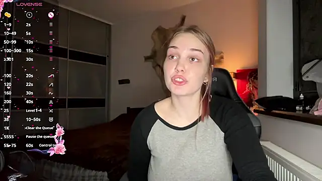 EvaCarter1 online show from 11/30/25, 01:56