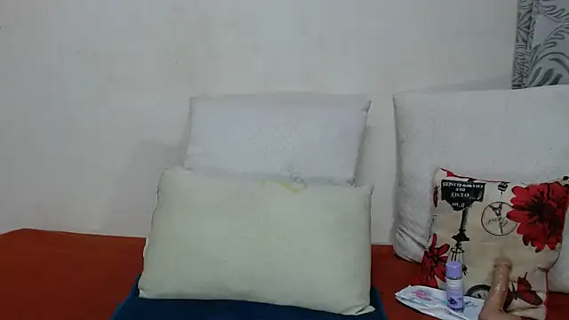 Snapshot of stunna-gir chatting on 10/18/25, 06:32 stunna-gir online show from 10/18/25, 06:32