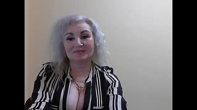 LadySexyBlond online show from 11/29/25, 04:51