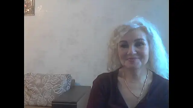 Snapshot of LadySexyBlond chatting on 07/14/26, 04:24 LadySexyBlond online show from 07/14/26, 04:24