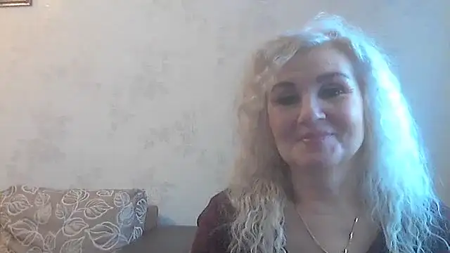 LadySexyBlond online show from 04/13/26, 07:56