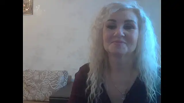 Snapshot of LadySexyBlond chatting on 05/11/26, 05:31 LadySexyBlond online show from 05/11/26, 05:31