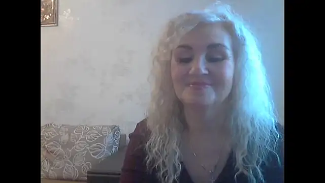 Snapshot of LadySexyBlond chatting on 05/23/26, 09:08 LadySexyBlond online show from 05/23/26, 09:08