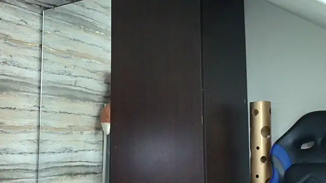 Lovers 21 online show from 04/08/26, 03:52