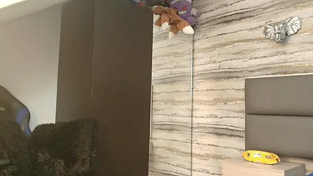 Lovers 21 online show from 02/13/26, 03:39