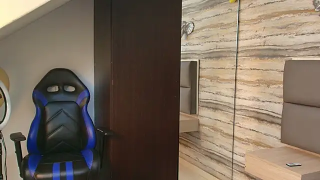 Lovers 21 online show from 01/11/26, 03:13