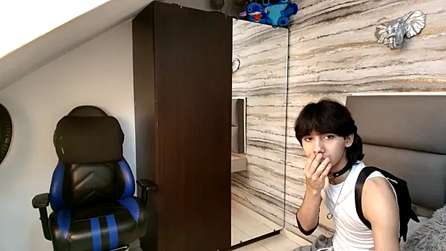 Lovers 21 online show from 12/01/25, 09:37