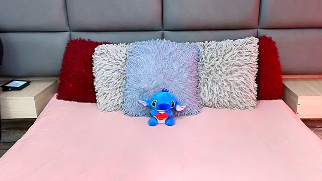 Lovers 21 online show from 10/25/25, 01:27