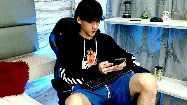 Lovers 21 online show from 11/10/25, 03:22