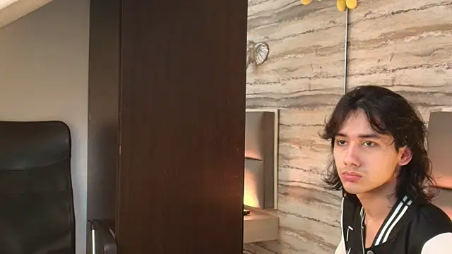 Lovers 21 online show from 01/08/26, 01:22